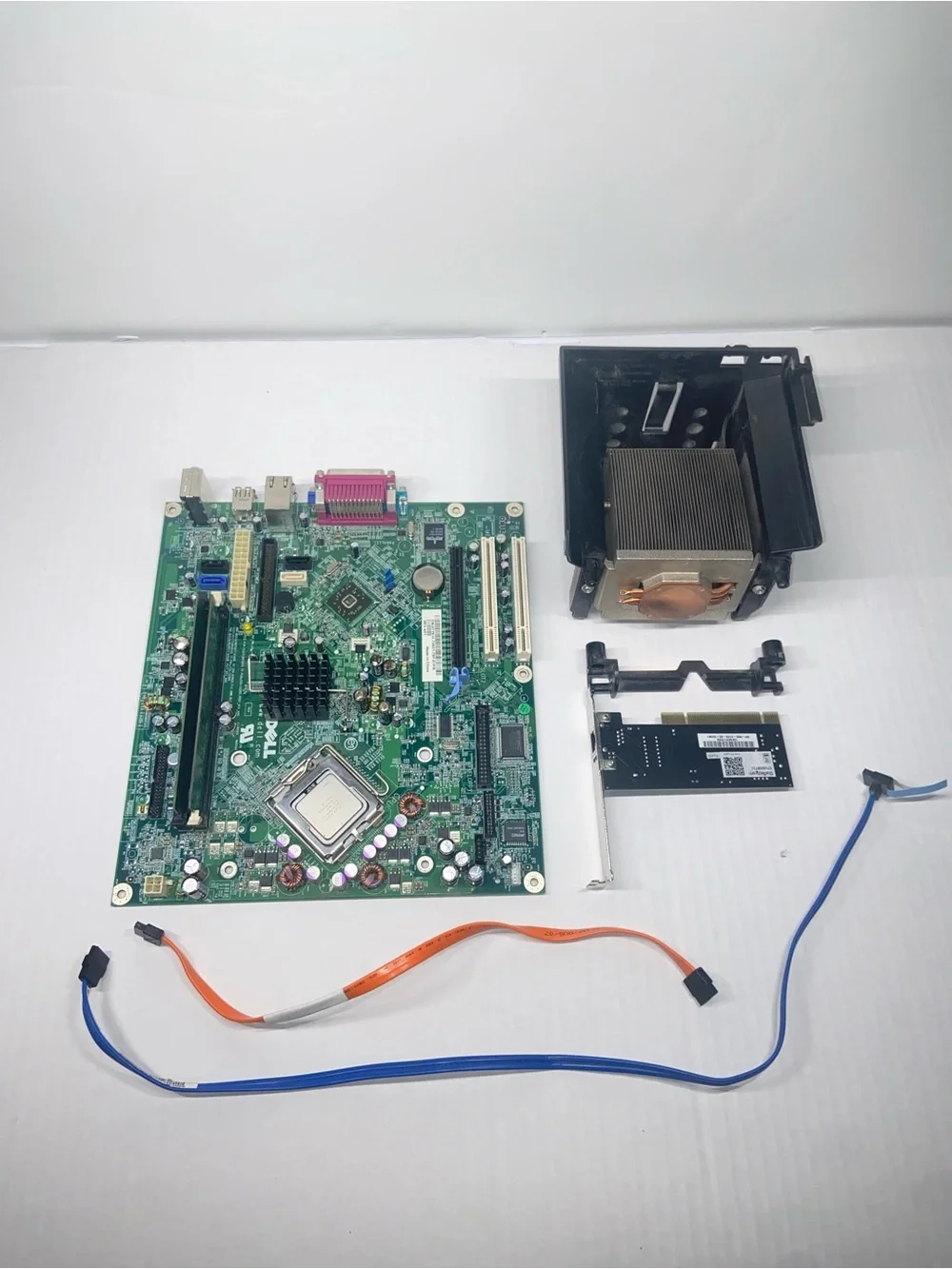 Dell 320 0TY915 Intel E4400 Core 2 Duo 2GB RAM Motherboard w/Heatsink Shroud NIC